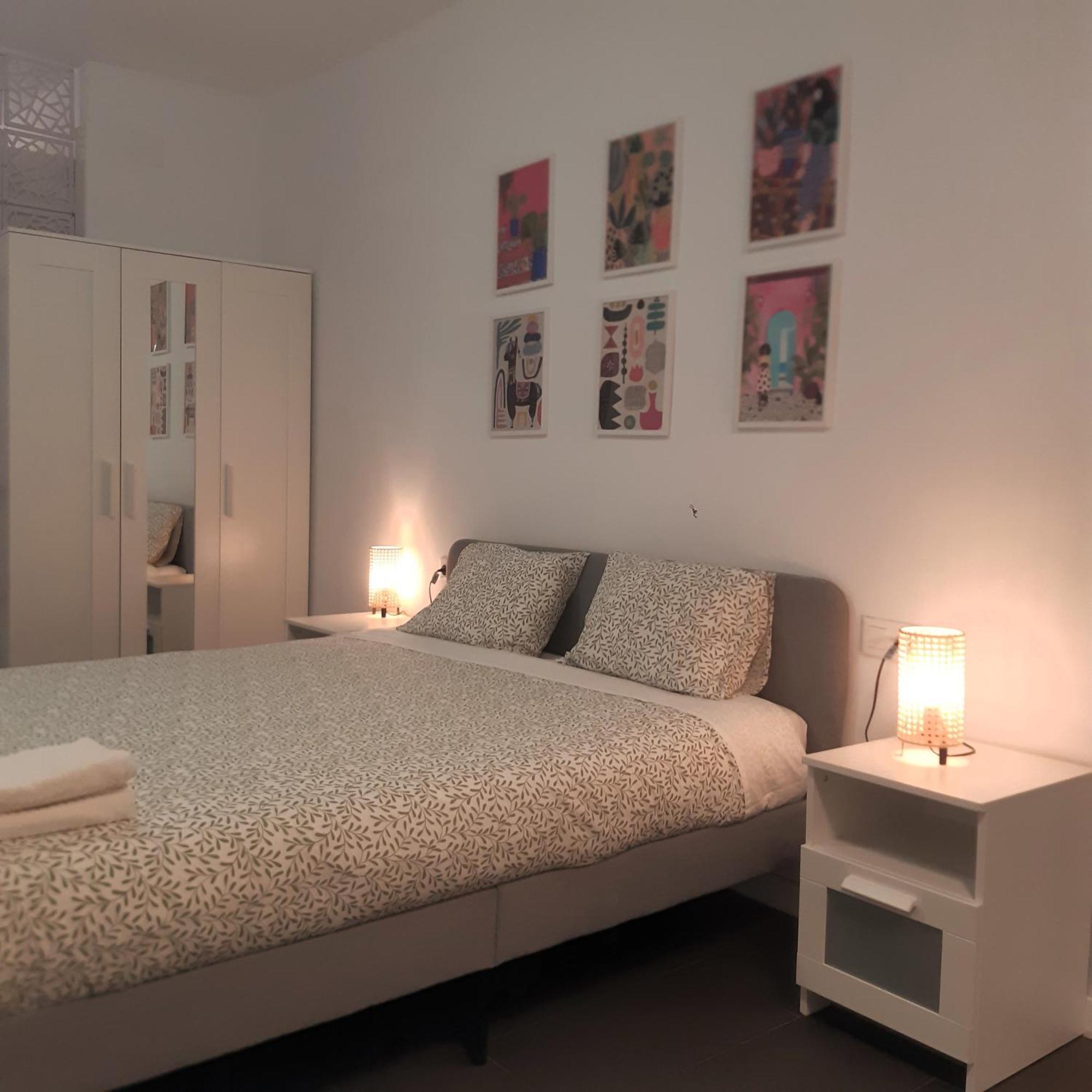 La Caramba Amplio Apartamento En La Playa Málaga Exteriör bild