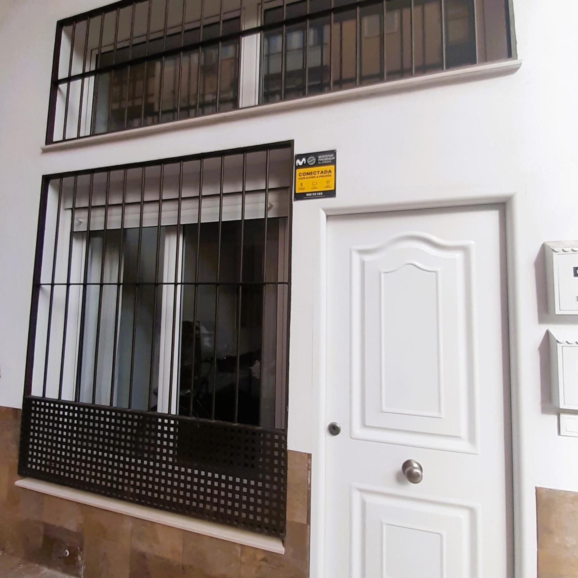 La Caramba Amplio Apartamento En La Playa Málaga Exteriör bild
